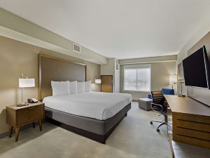 Best Western Plus Henderson Hotel