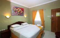 Hotel Amanah Benua Hotels in Kesambi
