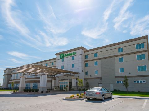 Holiday Inn Salina