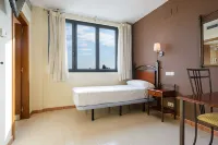 Hospedium Hotel Don Fidel Отели в г. 