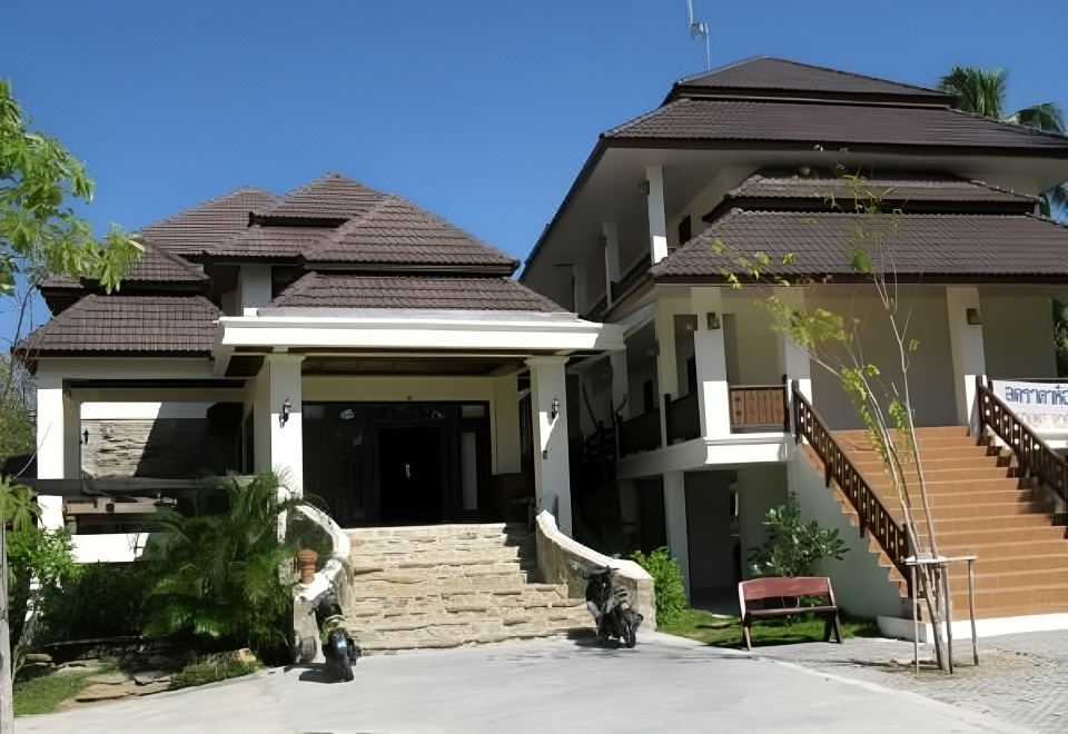 Baan Busaba Hotel - Housity