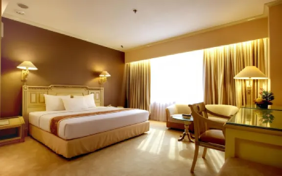 Hotel Kartika Chandra Hotel dekat Museum Satriamandala