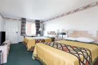 Super 8 by Wyndham Cottonwood Hotels in Clarkdale