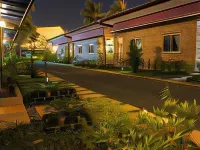 Canal Resort Hotels in 