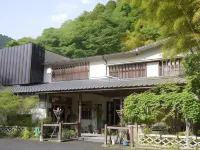 魚山亭山吹酒店