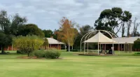 Coonawarra Place Motor Inn