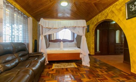 Suitetrails - Zarita Boutique Hotel