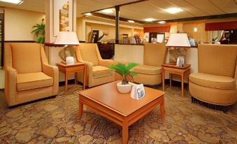 Quality Inn & Suites Memphis East