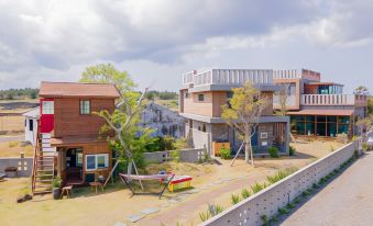 Jeju Miss Mr Pension (Extra Charge for Private Hinoki Tub)