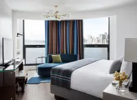 Graduate by Hilton New York Hotels near Wsju St Johns University Radio