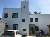 Tree House Café & Homestay Hotell i Zhunan Township