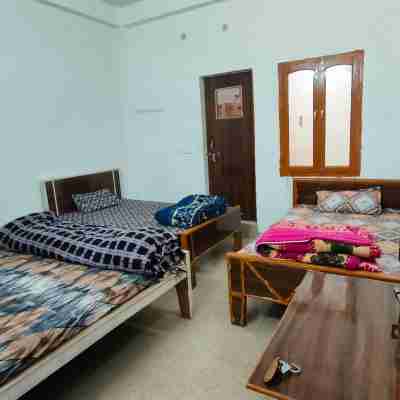 Gopal Sadan-2 Rooms