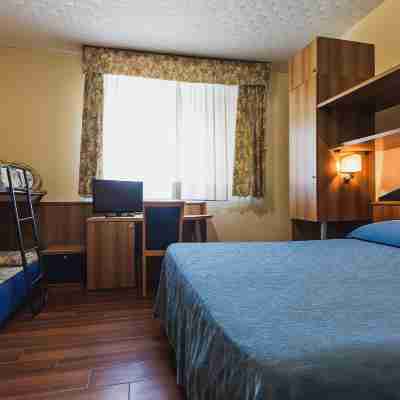 Phi Hotel Ambra Rooms
