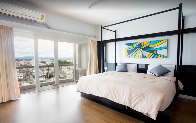 รูปภาพของโรงแรมไพลิน