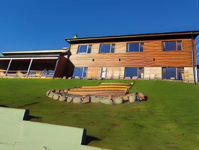 Hotel y Cabañas Terrazas Vista Al Mar Hct Hotels near Chiloe Island Penguin Colony