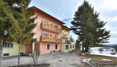 Hotel Fai فنادق في Fai della Paganella