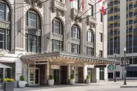 The Westin Book Cadillac Detroit Hotels in der Nähe von Old St. Mary's Church