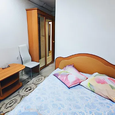 Evropa Hotels near Skeyt-Park