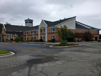 Wingate by Wyndham Brighton Hotels in Genoa Township