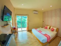 Sakura Yama Resort Hotels in Amphoe Khao Kho