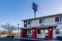 Motel 6 Barkeyville, PA