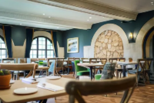 The Bear of Rodborough Hotel