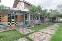 RedDoorz Near Kampung Gajah 2 Hotels in Parongpong