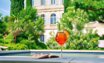 Chateau de Mazan, BW Premier Collection