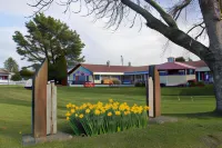 Mariners Cove Inn Hotels in Westport