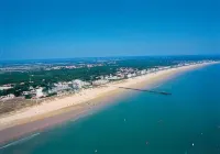 3 Bedroom Mobile Home Near the Beaches