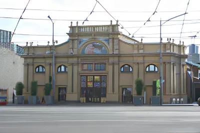 Arden Motel Hotel dekat The University of Melbourne