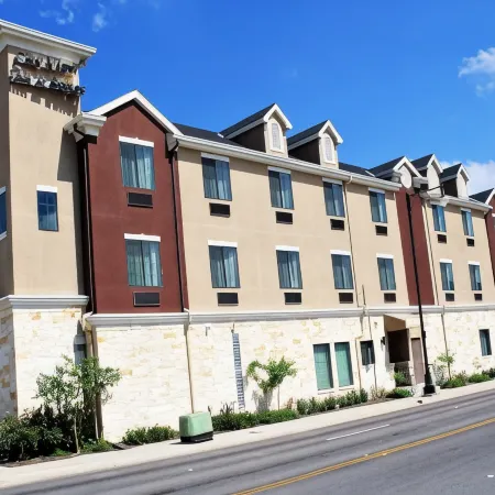 Cityview Inn & Suites Downtown /RiverCenter Area