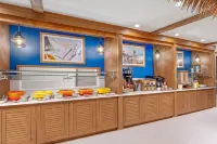 Compass by Margaritaville Hotel Naples - breakfast