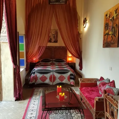 Riad Marlinea Hotels near Medersa