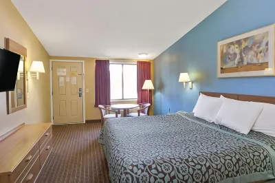 Days Inn by Wyndham Lawrenceville فنادق في لورنسفيل