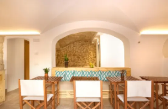 エンジルズ ブティック - ツゥリズモ デ インテリオル