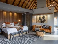 Tuningi Safari Lodge Hotels in Zeerust
