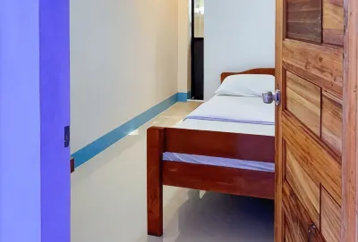 RedDoorz @ SCJS INN Buug Sibugay Hotel a 