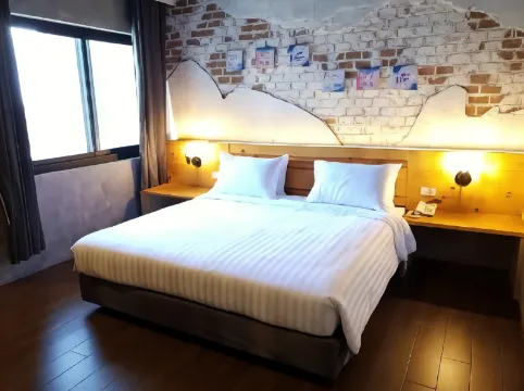 ห้องดีลักซ์ เตียงควีน