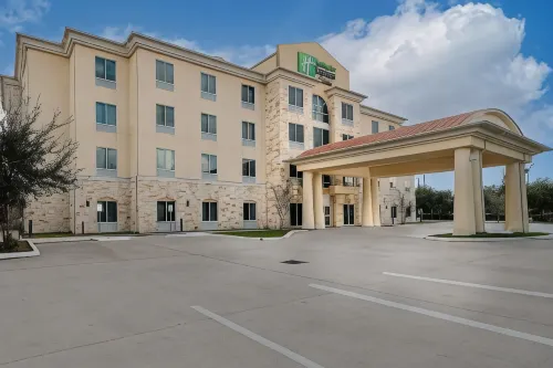 Holiday Inn Express & Suites HOUSTON NORTHWEST-BROOKHOLLOW by IHG