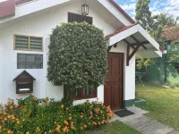 Hamilton House Hotell i Wellaweediya