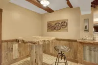 Allenberry Resort - С баром