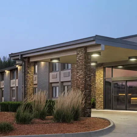 Carrollton Hotel