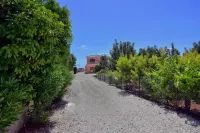 Family Villa Short Walk to Coral Bay Strip (5 Min) and Pub, Shops Etc