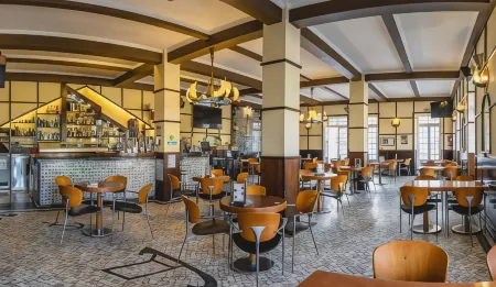 Hotel Farol Отели рядом с достопримечательностью «Farol da Barra»