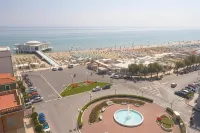 Hotel Palace - شاطئ