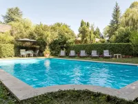 Hostellerie La Sarrasine - Mâcon Hôtels à : Replonges