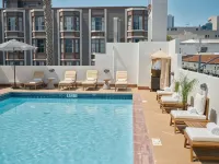 Hotel Fiona – No Resort Fee - カップル