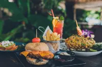 Chill Inn Lipa Noi Hostel and Beach Cafe - 2 星級