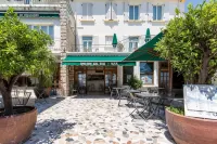 Hôtel le Richiardi Hotels near BEAU RIVAGE